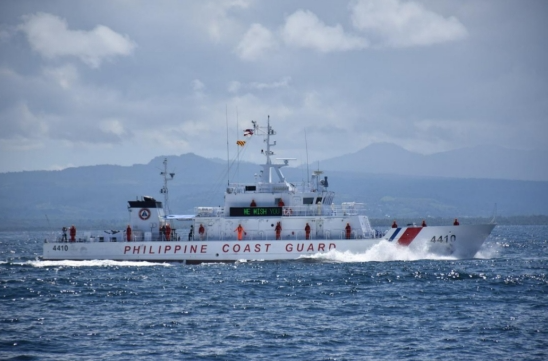 海会配资 93阅兵刚结束，菲律宾就向仁爱礁偷运补给？那就看看中国的“铁拳”有多硬