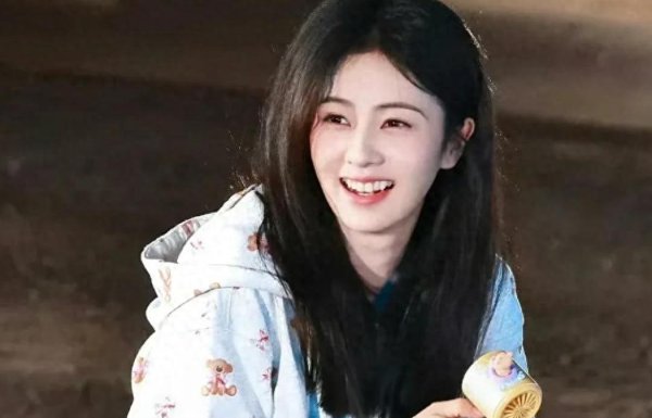 启盈策略 白鹿31岁生日这天，娱乐圈的人情冷暖在她身上体现的淋漓尽致